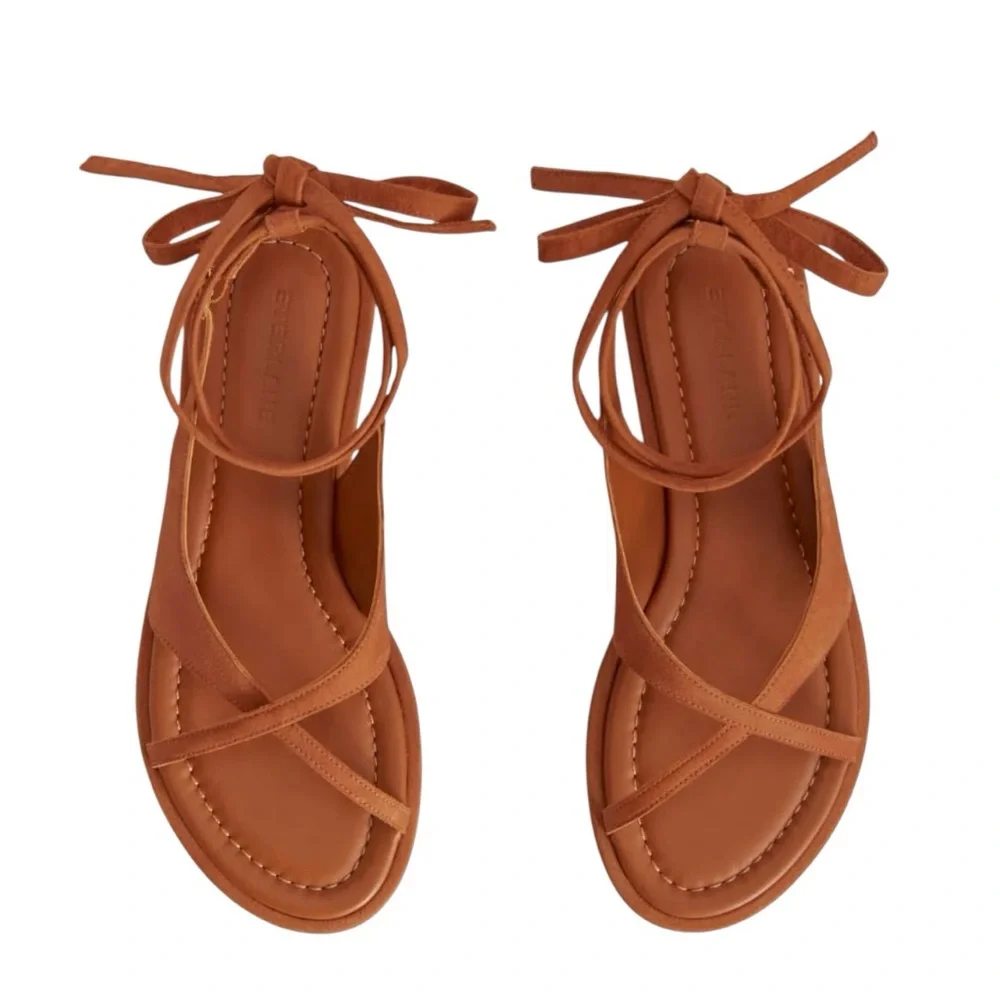 Everlane The Leather Crisscross Sandal